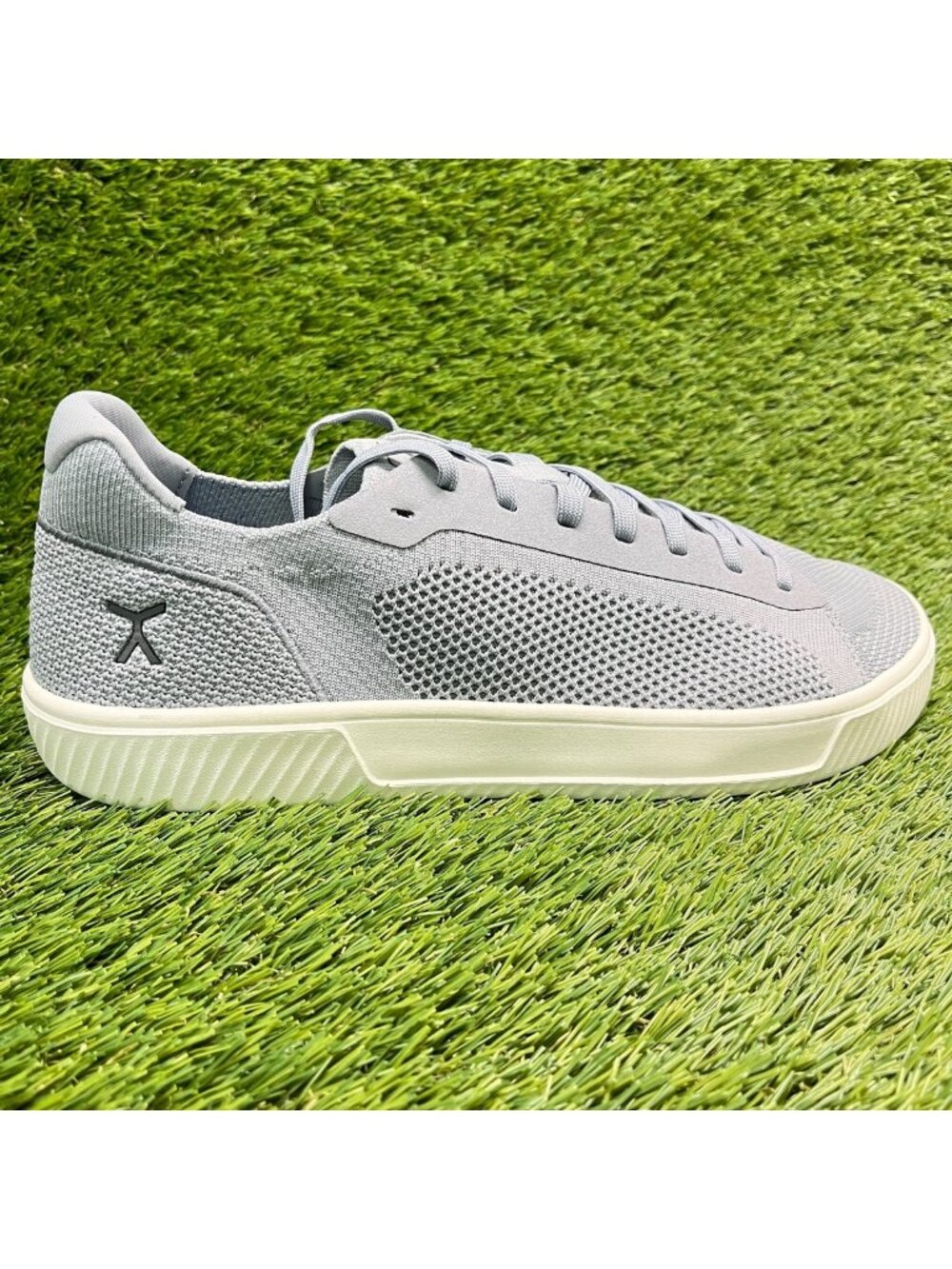 Flux Footwear Adapt Trainer Gray White Mens Size 13 Athletic Knit Shoes Sneakers